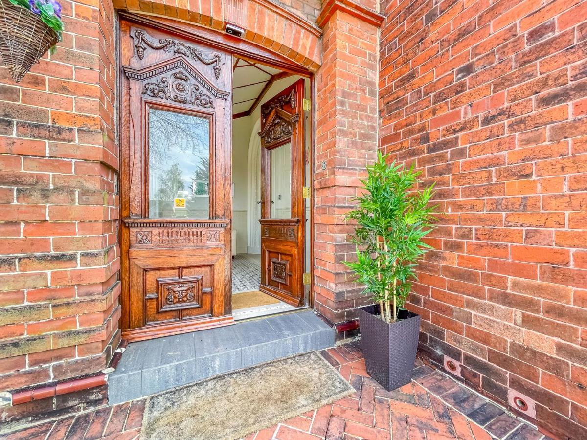 *Rd9Bc* For Your Most Relaxed & Cosy Stay + Free Parking + Free Fast Wifi * Leeds  Bagian luar foto