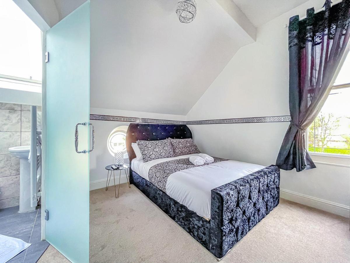 *Rd9Bc* For Your Most Relaxed & Cosy Stay + Free Parking + Free Fast Wifi * Leeds  Bagian luar foto