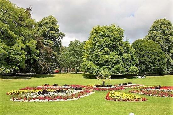 *Rd9Bc* For Your Most Relaxed & Cosy Stay + Free Parking + Free Fast Wifi * Leeds  Bagian luar foto